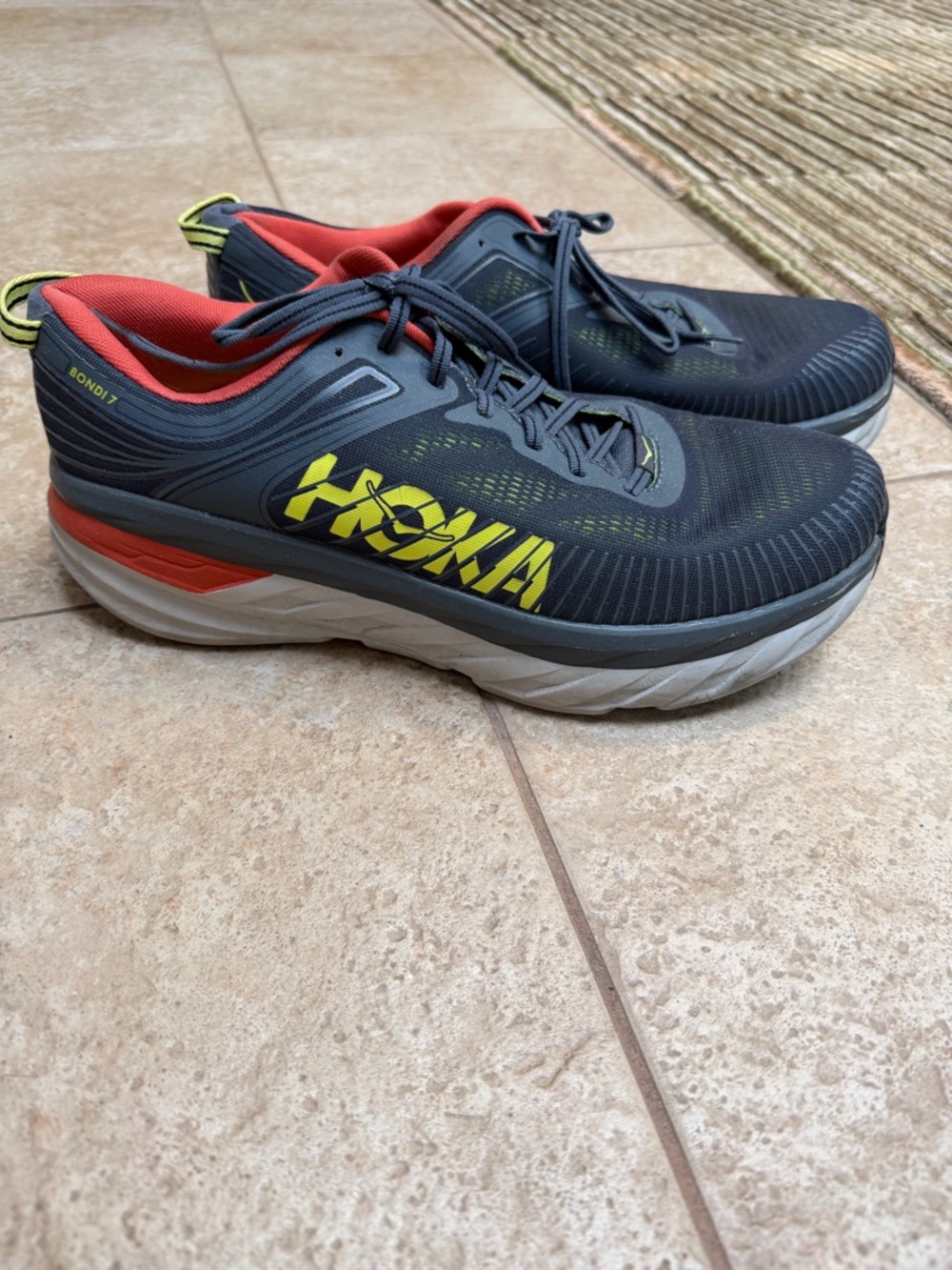 HOKA Men's Bondi 7 Running Shoes, 12.5